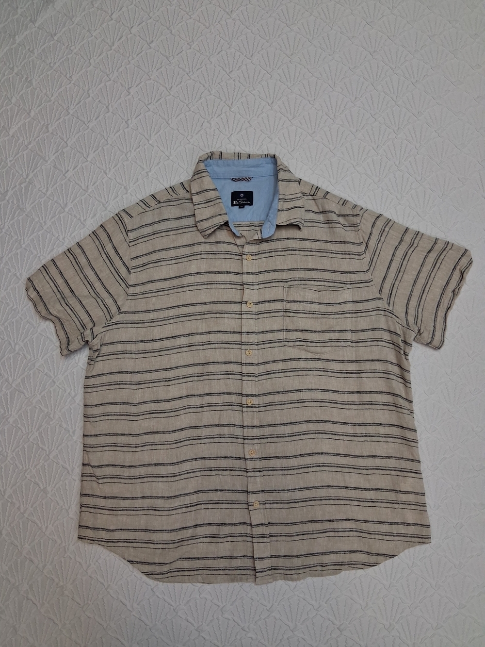 Ben Sherman Club Room Beige Short-Sleeve Button-Down with Navy Stripes - Picture 4 of 17